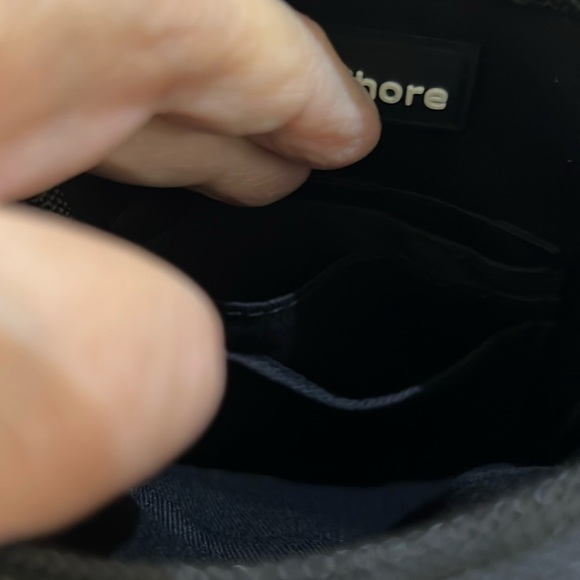 HAUTE SHORE TIE DYE NEOPRENE PHONE ADJUSTABLE CROSSBODY BAG - Picture 4 of 8